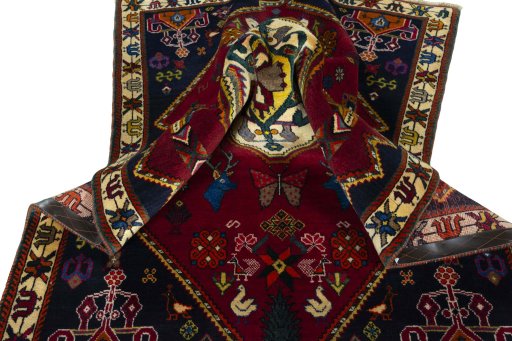 Close-up detail of 2000s Shiraz rug from Iran / Persia showing Wool weave