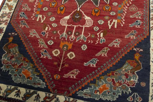 Close-up detail of 2000s Shiraz rug from Iran / Persia showing Wool weave