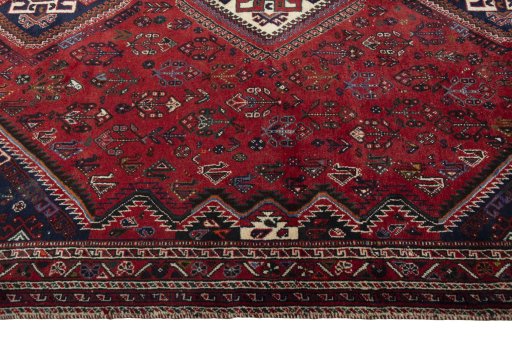 Close-up detail of 2000s Shiraz rug from Iran / Persia showing Wool weave