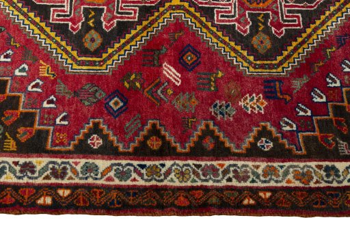 Close-up detail of 2000s Shiraz rug from Iran / Persia showing Wool weave