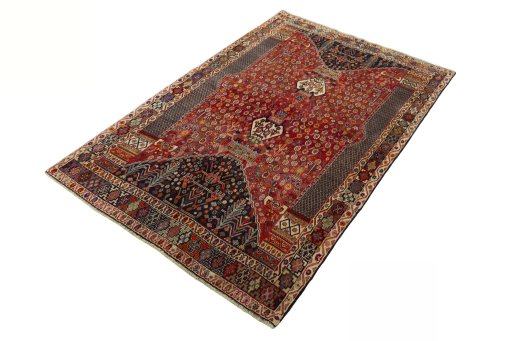 Corner detail of 1970s Shiraz rug showing border pattern and Wool pile