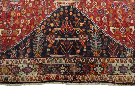 Central medallion detail of 1970s Shiraz rug from Iran / Persia