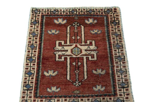 Surface texture of 2000s Shiraz rug with natural Wool and intricate pattern