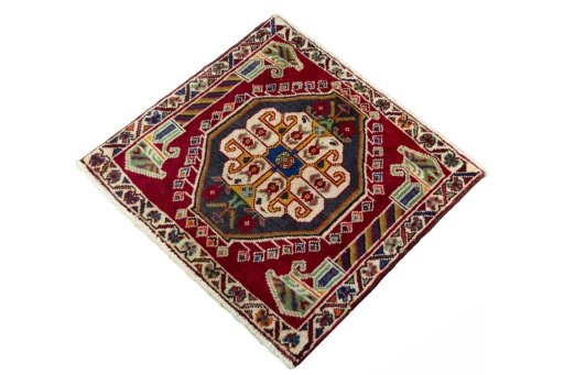 Corner detail of 2000s Shiraz rug showing border pattern and Wool pile