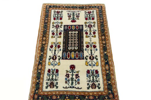 Surface texture of 2000s Shiraz rug with natural Wool and intricate pattern