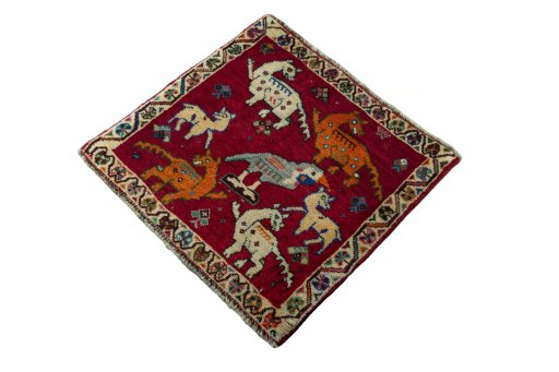 Corner detail of 2000s Shiraz rug showing border pattern and Wool pile