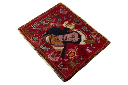 Corner detail of 2000s Shiraz rug showing border pattern and Wool pile