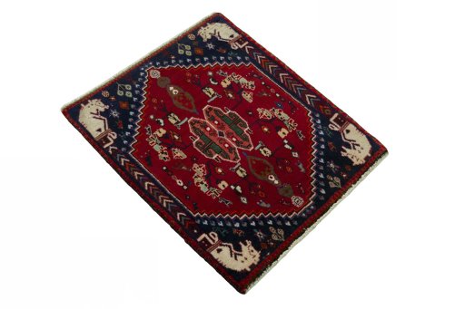 Close-up detail of 2000s Shiraz rug from Iran / Persia showing Wool weave