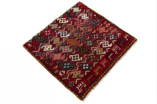 Close-up detail of 2000s Shiraz rug from Iran / Persia showing Wool weave