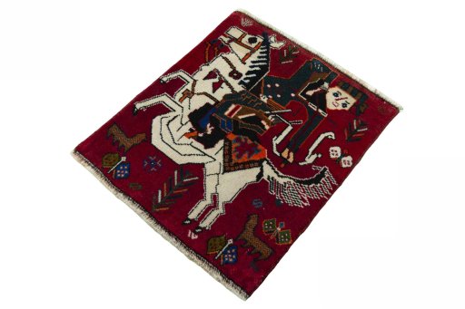 Corner detail of 2000s Shiraz rug showing border pattern and Wool pile