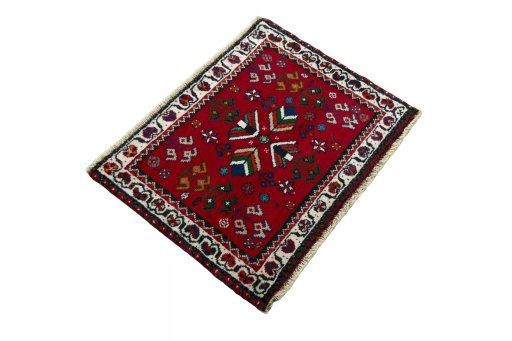 Close-up detail of 2000s Shiraz rug from Iran / Persia showing Wool weave