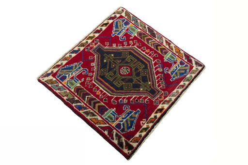 Close-up detail of 2000s Shiraz rug from Iran / Persia showing Wool weave