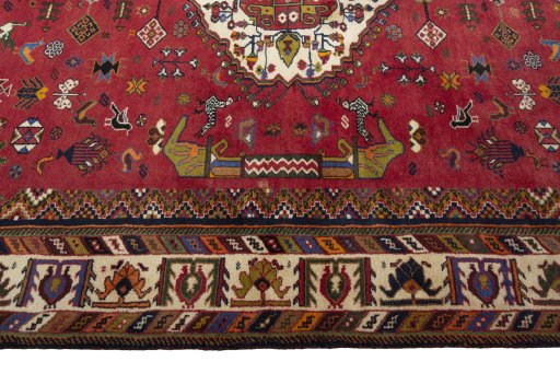 Corner detail of 1970s Shiraz rug showing border pattern and Wool pile