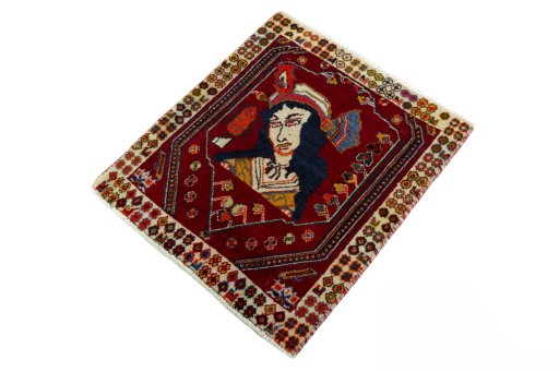Corner detail of 2000s Shiraz rug showing border pattern and Wool pile