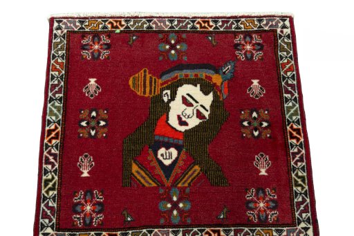 Surface texture of 2000s Shiraz rug with natural Wool and intricate pattern