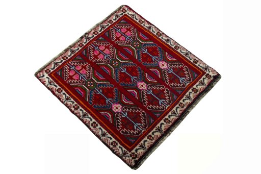 Close-up detail of 2000s Shiraz rug from Iran / Persia showing Wool weave