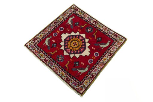 Corner detail of 2000s Shiraz rug showing border pattern and Wool pile