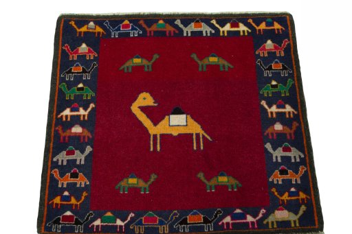 Surface texture of 2000s Shiraz rug with natural Wool and intricate pattern