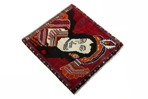 Close-up detail of 2000s Shiraz rug from Iran / Persia showing Wool weave