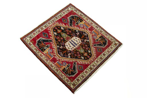 Close-up detail of 2000s Shiraz rug from Iran / Persia showing Wool weave