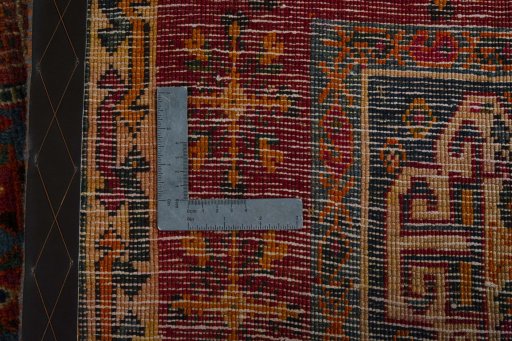 Close-up detail of 2000s Shiraz rug from Iran / Persia showing Wool weave