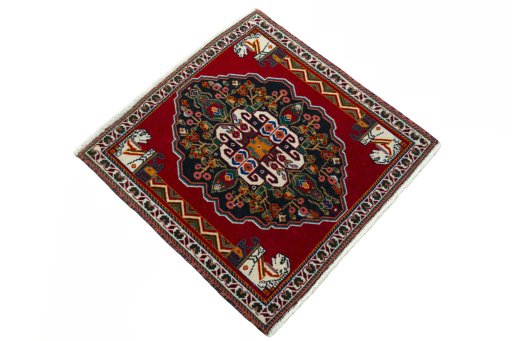 Close-up detail of 2000s Shiraz rug from Iran / Persia showing Wool weave