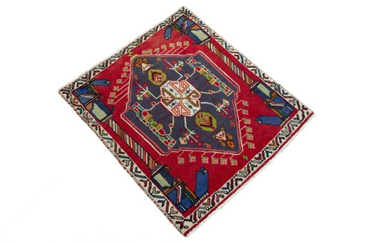 Close-up detail of 2000s Shiraz rug from Iran / Persia showing Wool weave