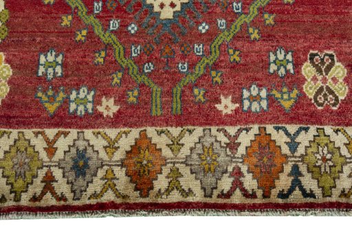 Close-up detail of 2000s Shiraz rug from Iran / Persia showing Wool weave