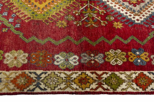 Full view of 2000s Shiraz rug from Iran / Persia, 178 × 125 cm in Red tones