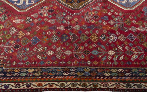 Full view of 1970s Shiraz rug from Iran / Persia, 270 × 180 cm in Red tones