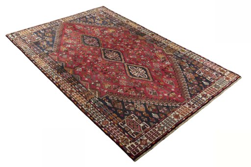 Close-up detail of 2000s Shiraz rug from Iran / Persia showing Wool weave