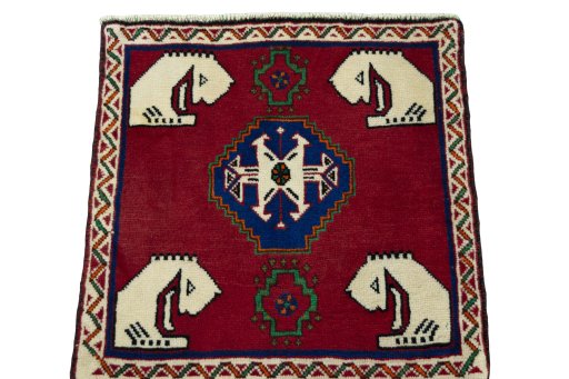 Surface texture of 2000s Shiraz rug with natural Wool and intricate pattern