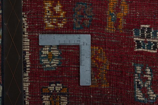Close-up detail of 2000s Shiraz rug from Iran / Persia showing Wool weave