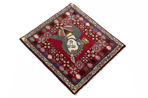 Close-up detail of 2000s Shiraz rug from Iran / Persia showing Wool weave
