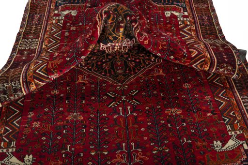 Close-up detail of 2000s Shiraz rug from Iran / Persia showing Wool weave