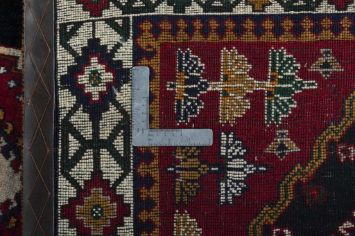 Close-up detail of 2000s Shiraz rug from Iran / Persia showing Wool weave
