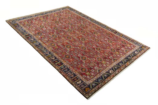 Close-up detail of 2000s Shiraz rug from Iran / Persia showing Wool weave