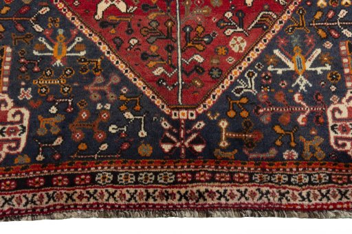 Close-up detail of 2000s Shiraz rug from Iran / Persia showing Wool weave