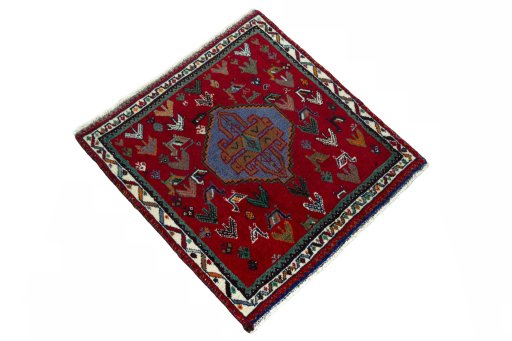 Close-up detail of 2000s Shiraz rug from Iran / Persia showing Wool weave