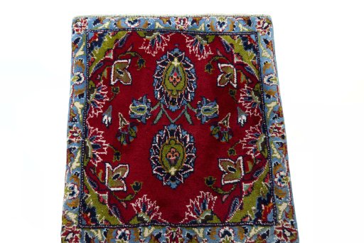 Surface texture of 2000s Shiraz rug with natural Wool and intricate pattern