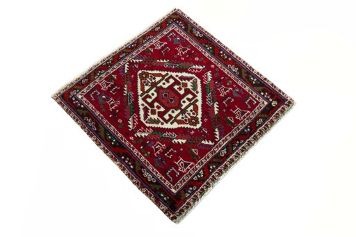 Close-up detail of 2000s Shiraz rug from Iran / Persia showing Wool weave