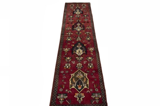 Surface texture of 2000s Shiraz rug with natural Wool and intricate pattern
