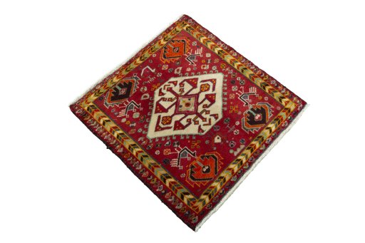 Close-up detail of 2000s Shiraz rug from Iran / Persia showing Wool weave