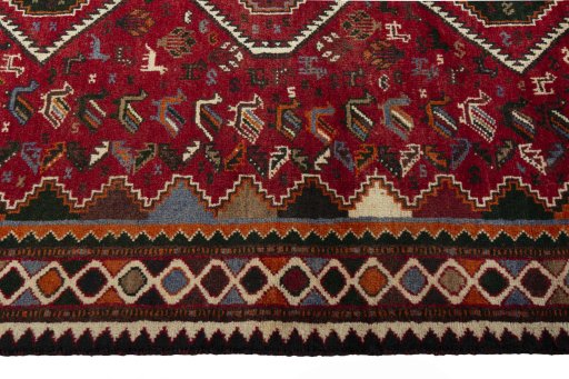 Close-up detail of 2000s Shiraz rug from Iran / Persia showing Wool weave