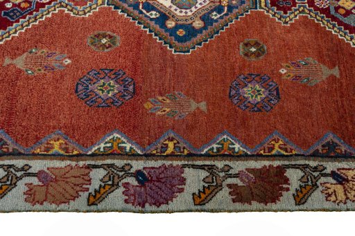 Close-up detail of 2000s Shiraz rug from Iran / Persia showing Wool weave