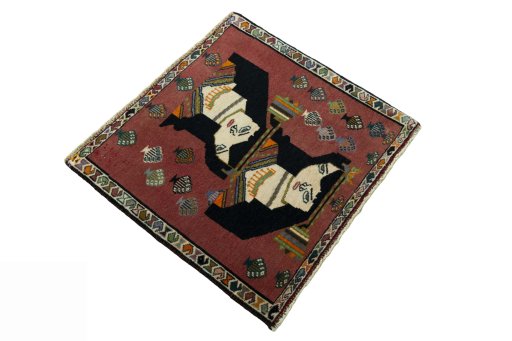 Close-up detail of 2000s Shiraz rug from Iran / Persia showing Wool weave