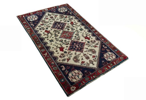 Close-up detail of New Shiraz rug from Iran / Persia showing Wool weave