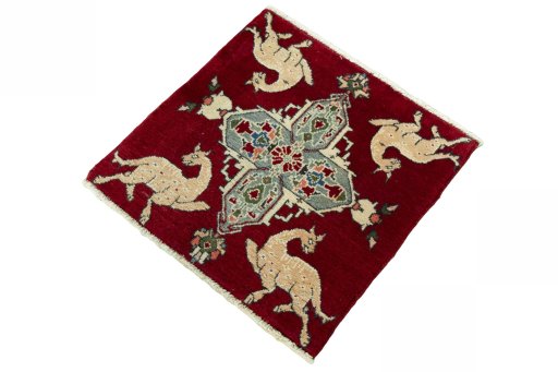 Corner detail of 2000s Shiraz rug showing border pattern and Wool pile