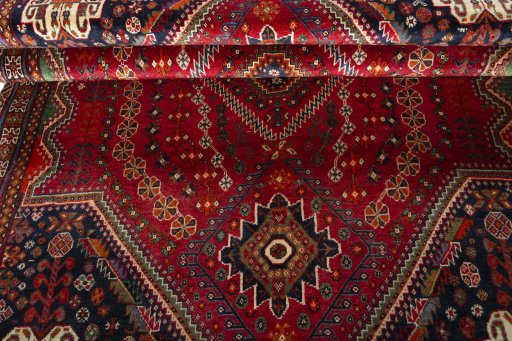 Close-up detail of 2000s Shiraz rug from Iran / Persia showing Wool weave