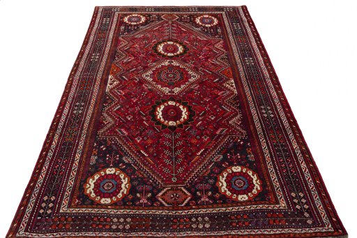 Corner detail of 1970s Shiraz rug showing border pattern and Wool pile